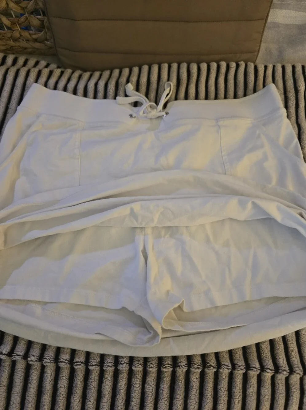 White Drawstring Casual Skort With Pockets